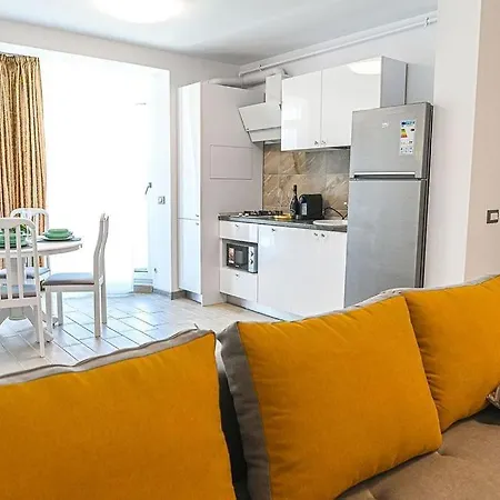 Apartmán T & S Năvodari
